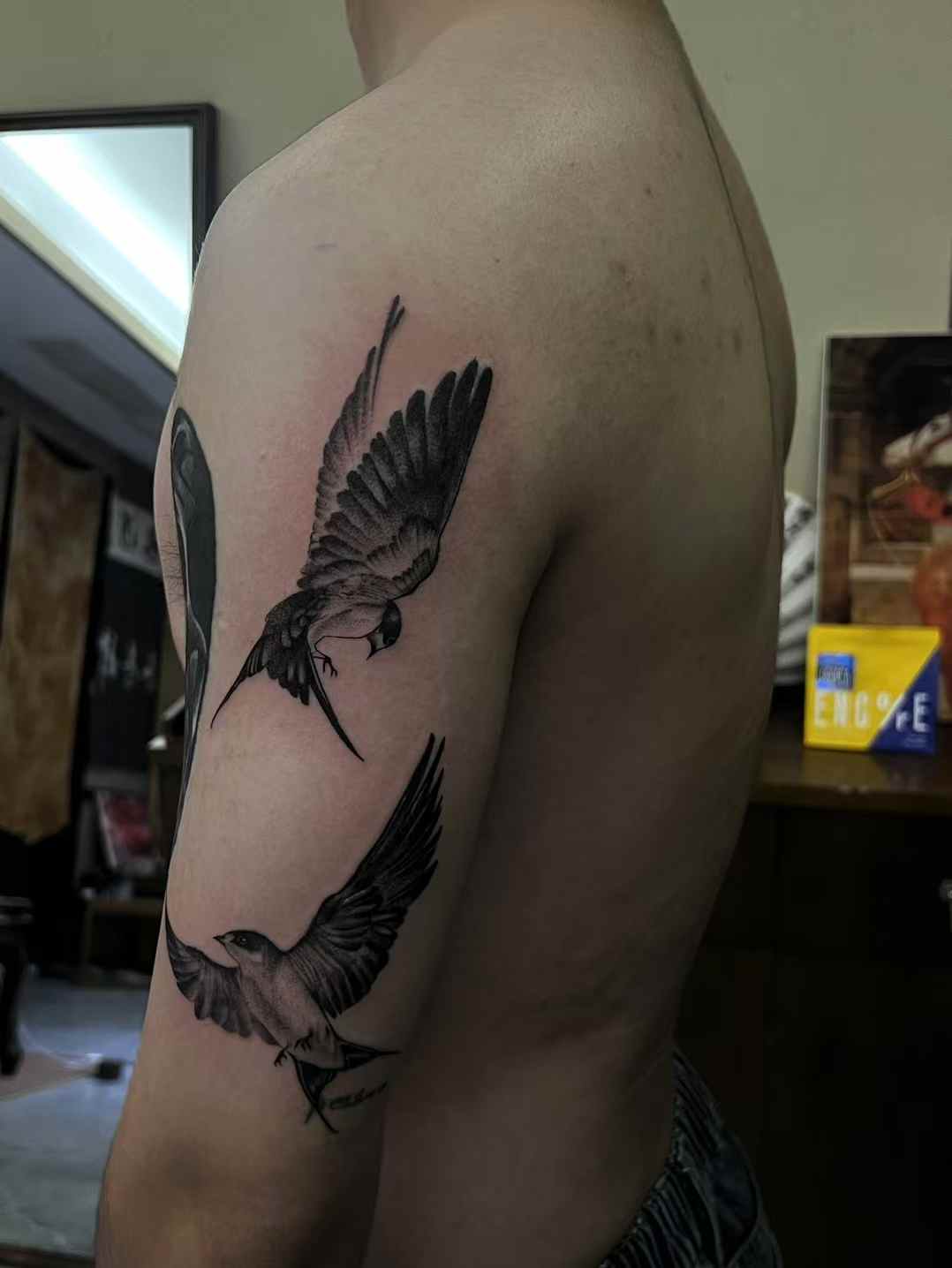 双鹤黑灰纹身作品